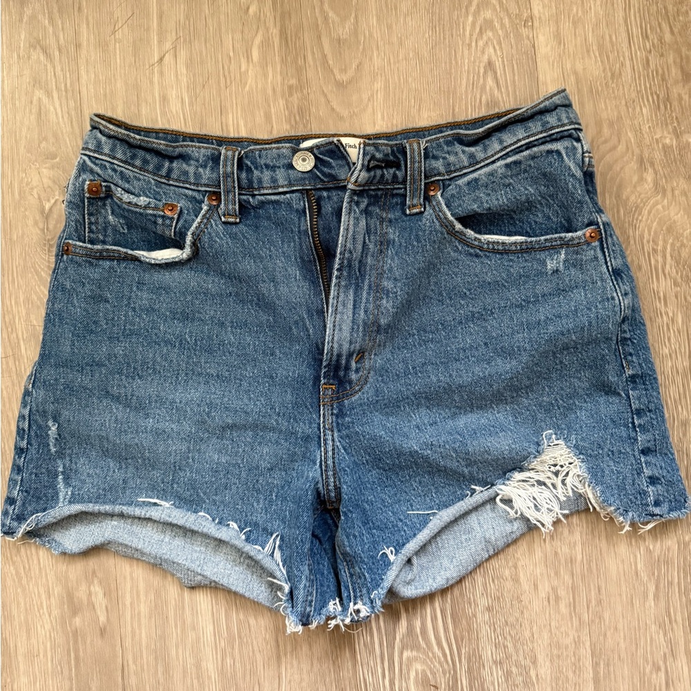 Abercrombie & Fitch The 4” Mom Short High Rise Blue Jean Shorts